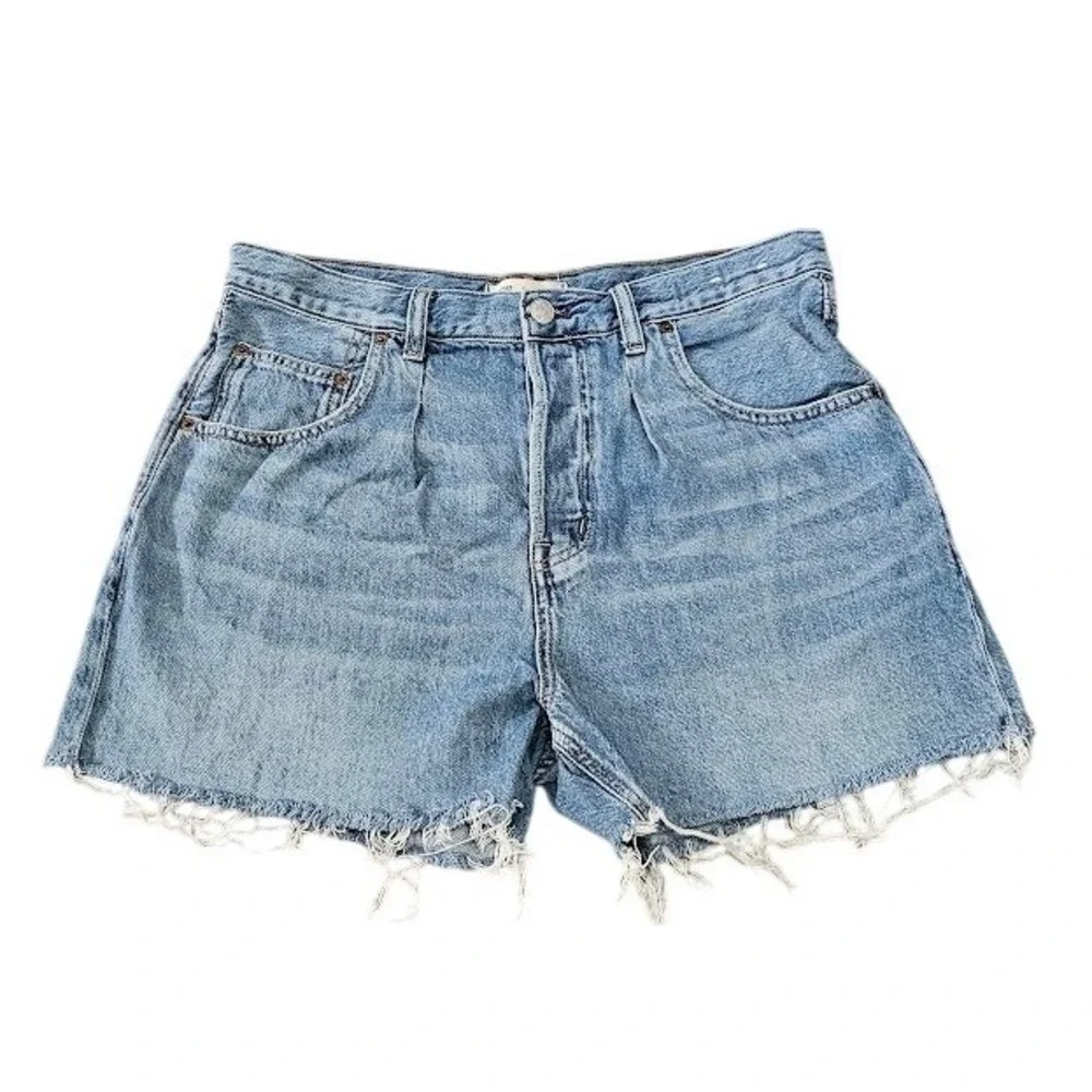 Madewell Pleated Denim Shorts Light Wash Blue Button Fly Raw Hem Women Size 27